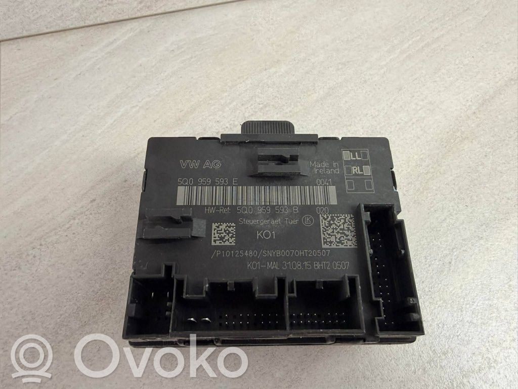 Volkswagen Touran III Door control unit/module 
