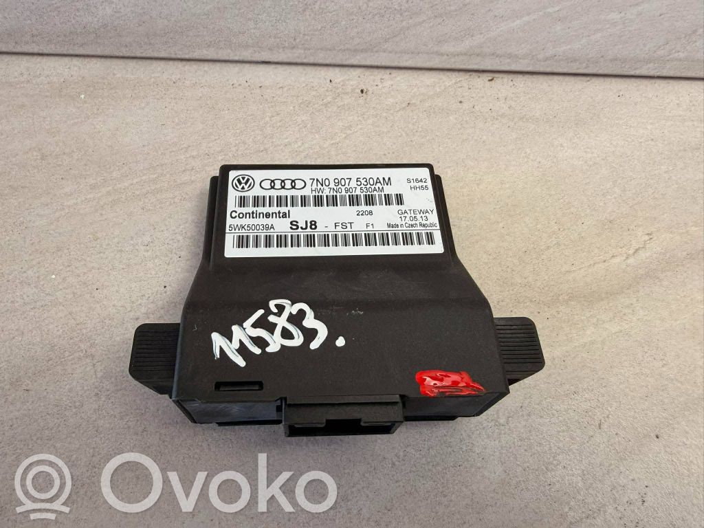Volkswagen PASSAT B7 Módulo de control Gateway 