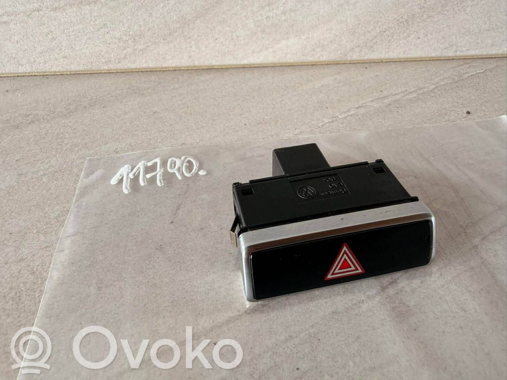 Przycisk świateł awaryjnych   7N0953509C