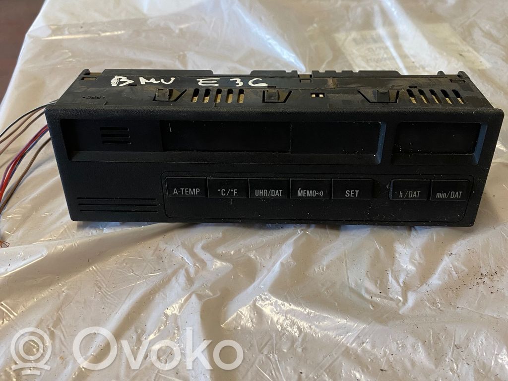 BMW 3 E36 Bildschirm / Display / Anzeige 