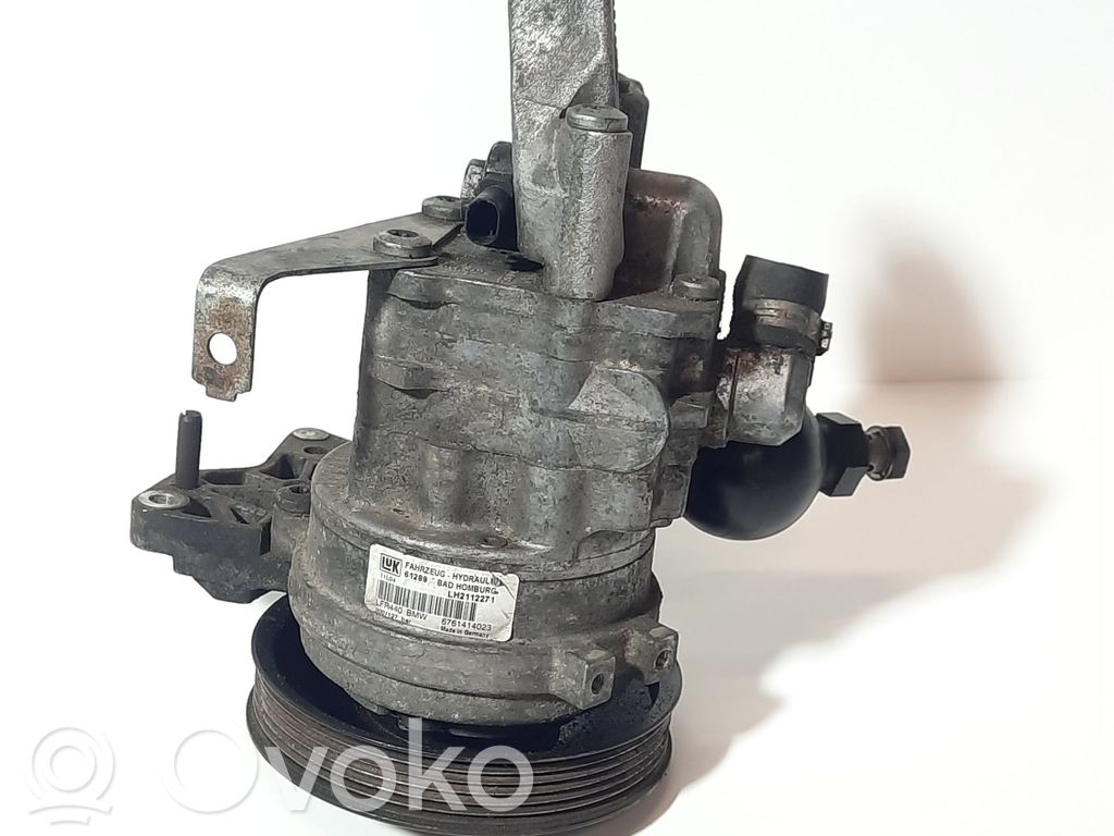 BMW 5 E60 E61 Power steering pump 
