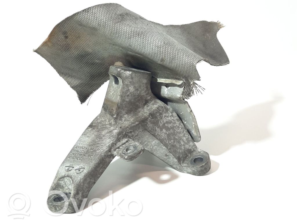 Audi A5 8T 8F Engine mounting bracket 