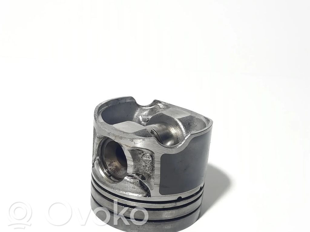 Audi A6 C7 Piston 