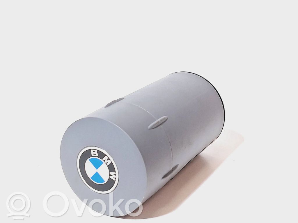 BMW 5 E39 Lampka podsufitki tylna 