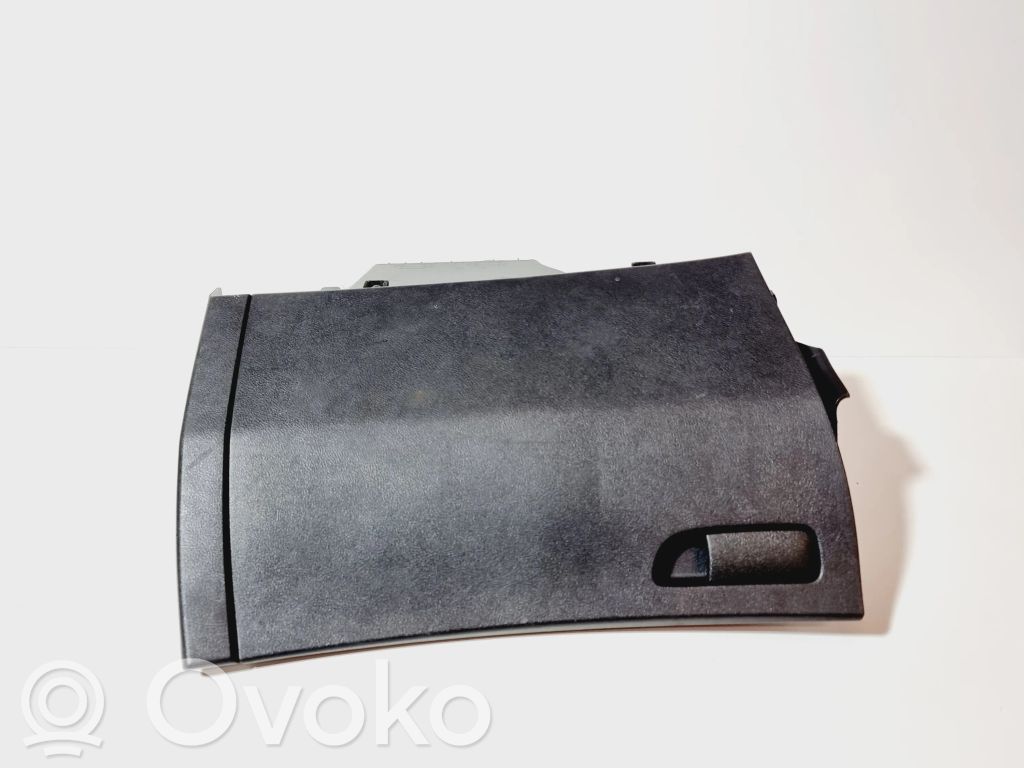 Honda Civic Daiktadėžės (bordačioko) komplektas 