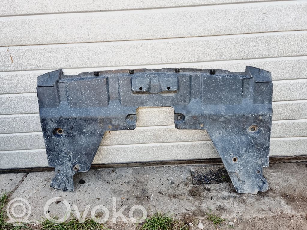 Subaru Legacy Engine splash shield/under tray 