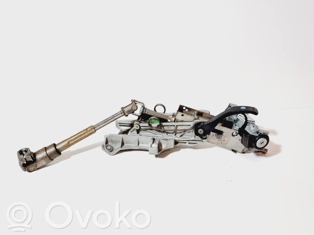 Ford Focus Steering wheel axle 