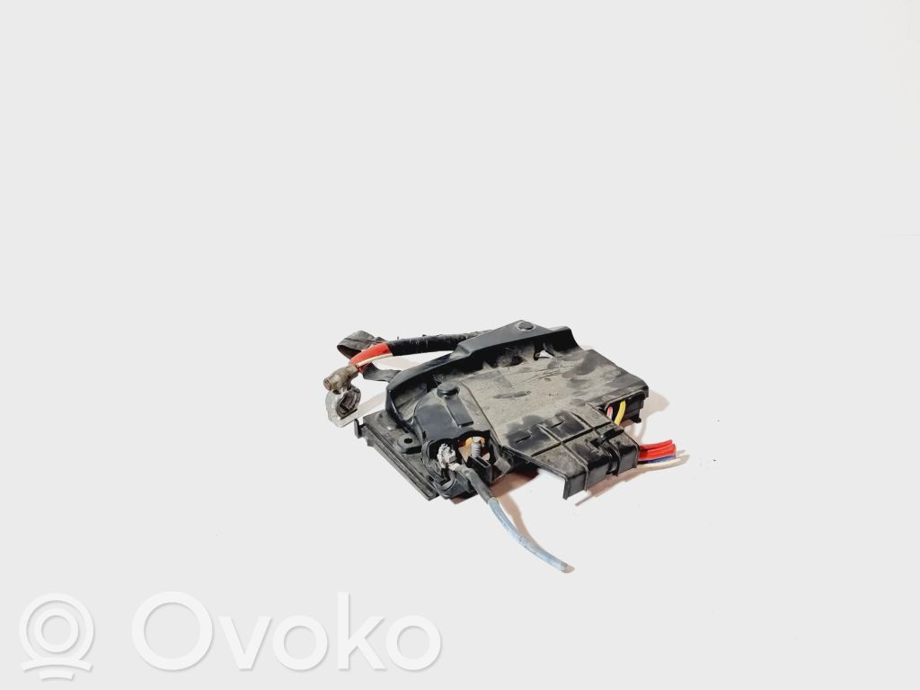 Plusjohtosarja   AV6T14A067BB,AV6T14A067