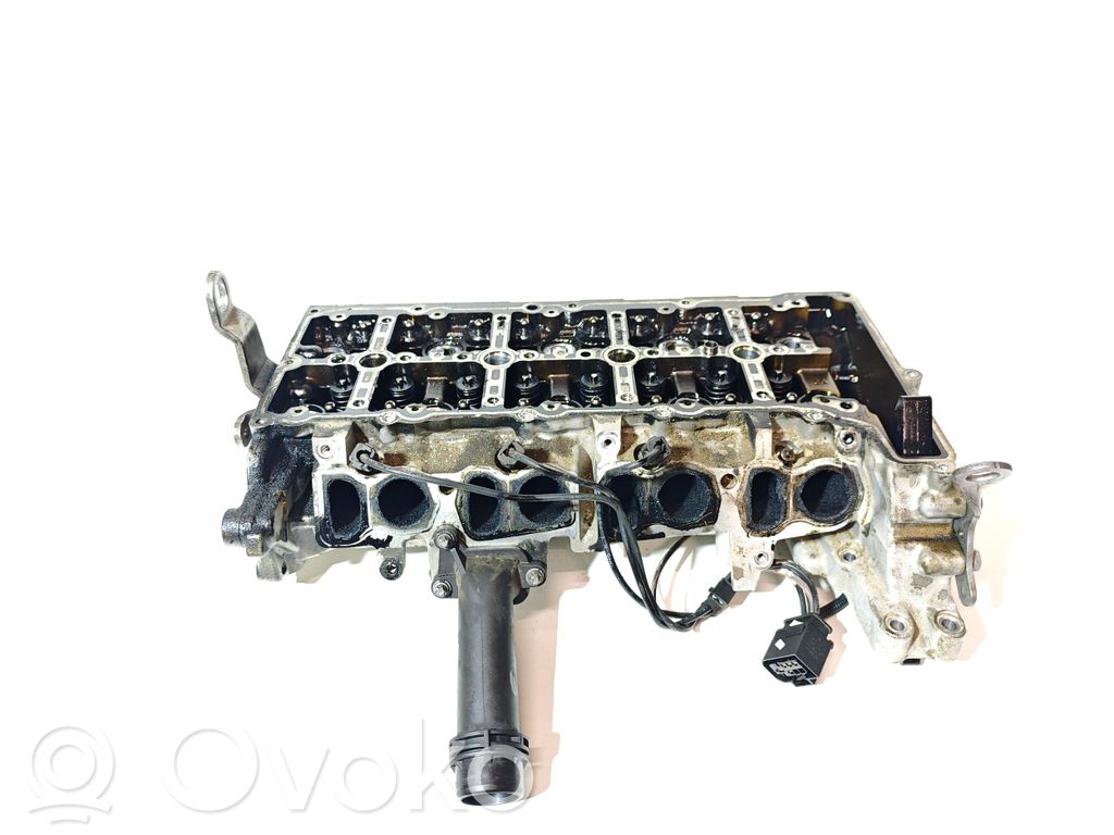 BMW 3 E92 E93 Engine head 