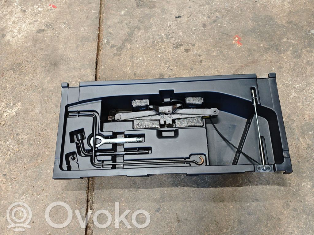 Tool set   6499148030