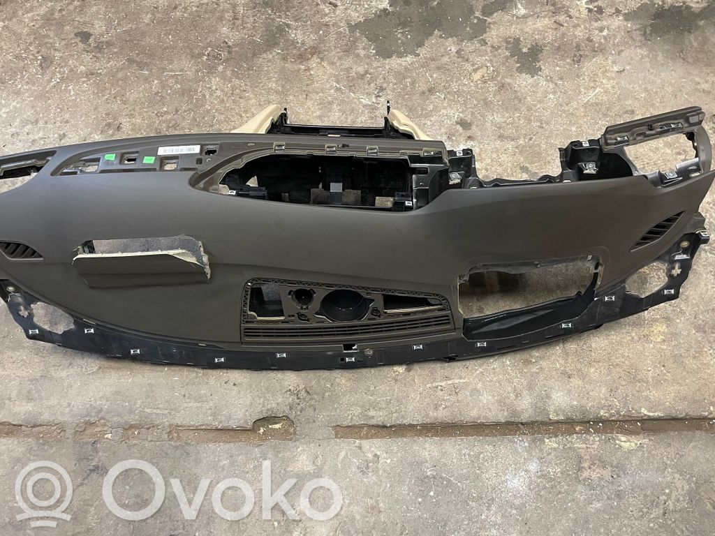 Audi A6 C7 Dashboard 