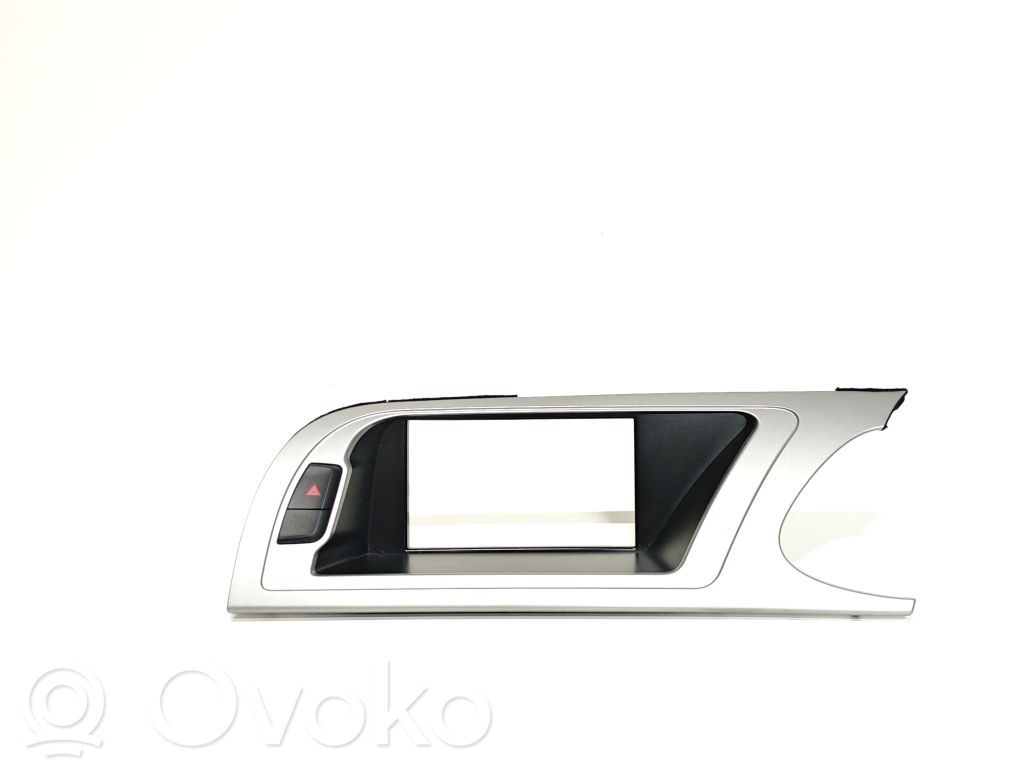 Audi A4 S4 B8 8K Konsola środkowa / Radio / GPS 