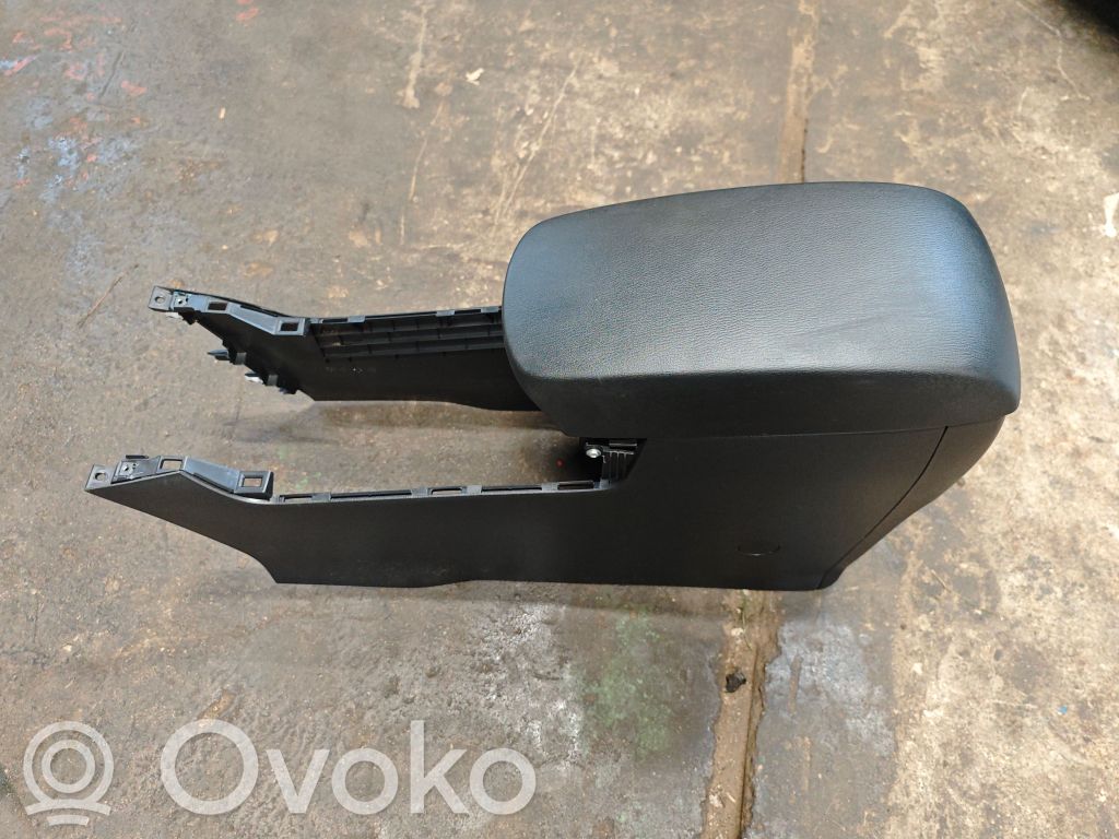 Mazda CX-5 Center console 