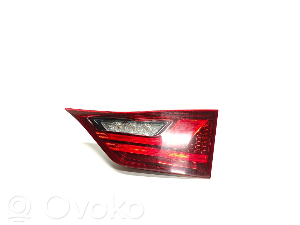 Lexus GS 250 350 300H 450H Lampy tylnej klapy bagażnika 