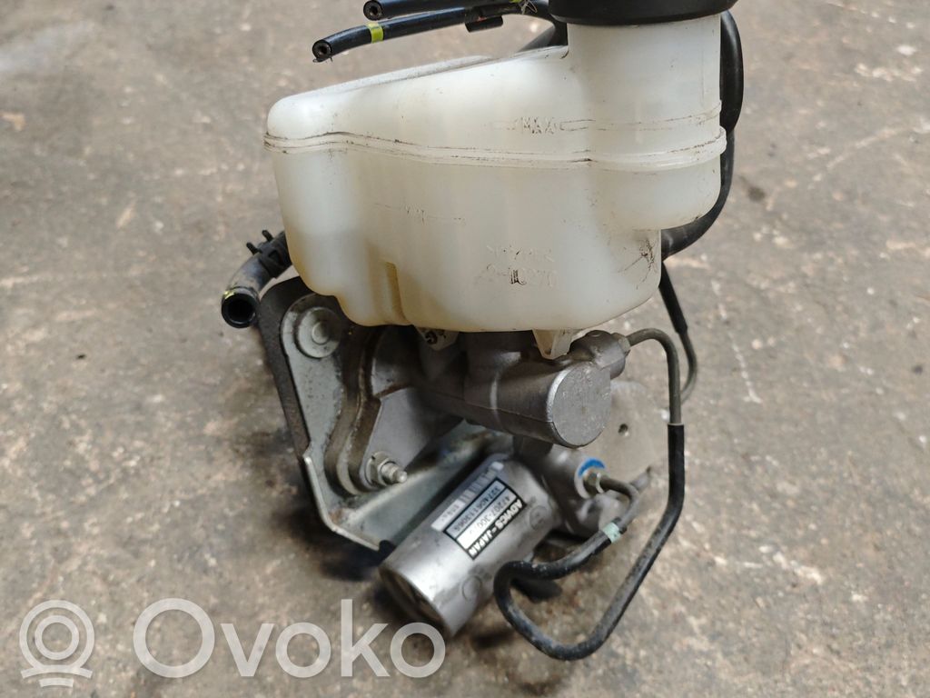 Lexus GS 250 350 300H 450H Główny cylinder hamulca 