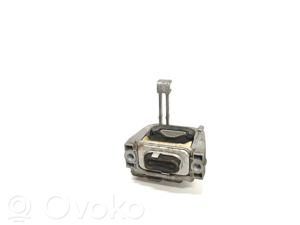 Skoda Superb B8 (3V) Engine mount bracket 