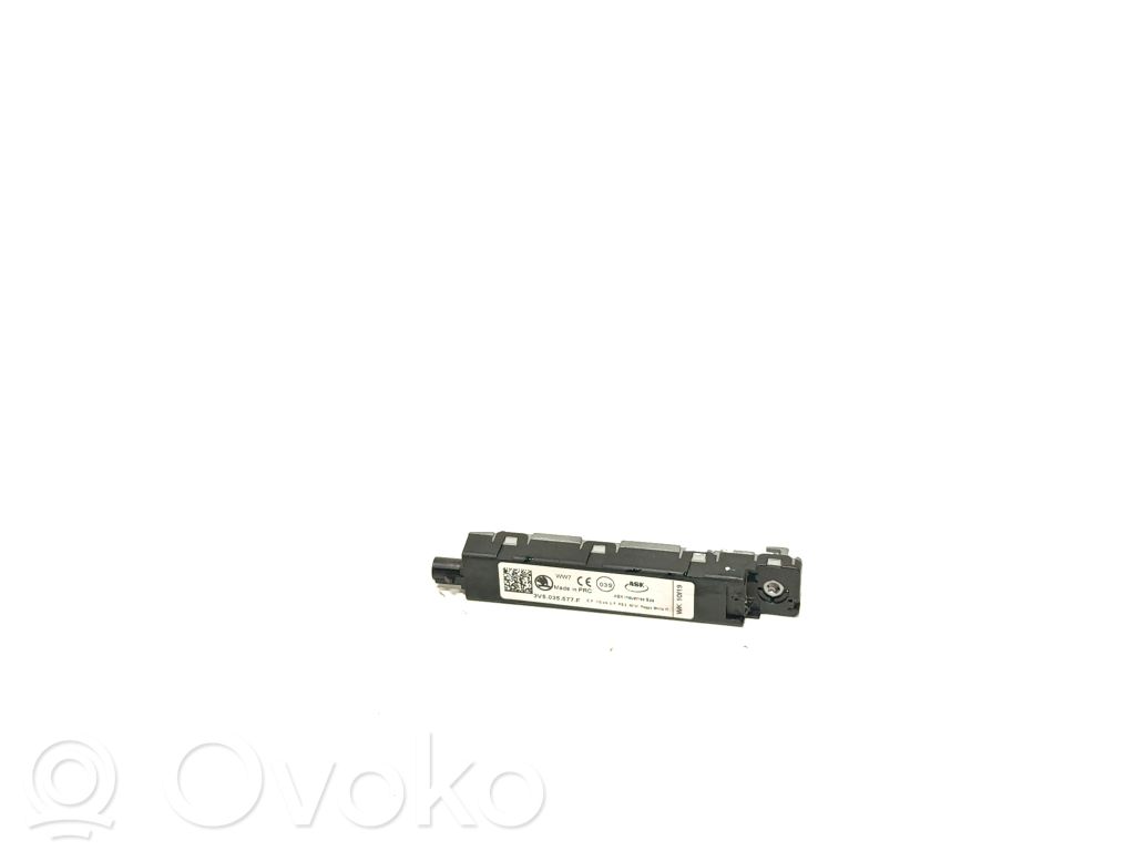 Skoda Superb B8 (3V) Amplificator antenă aeriană 
