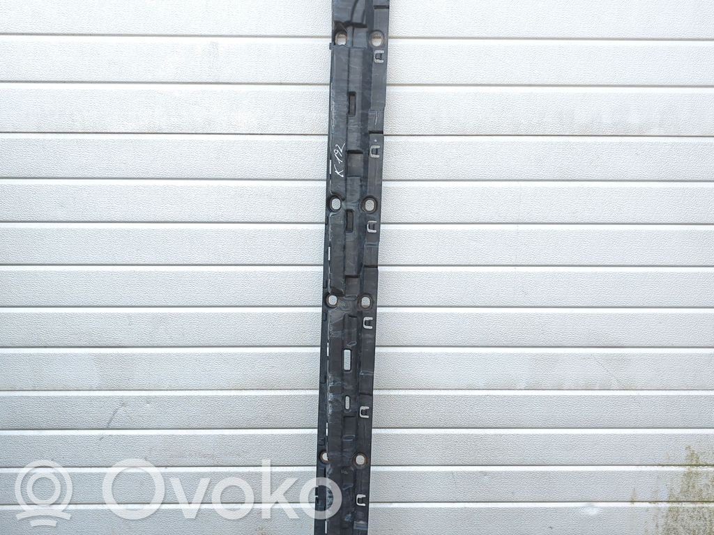 BMW X5 F15 Ślizg listwy progowej 