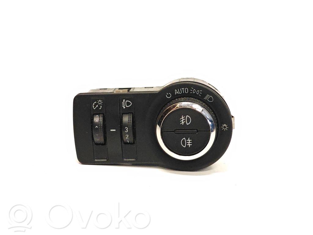 Chevrolet Cruze Light switch 