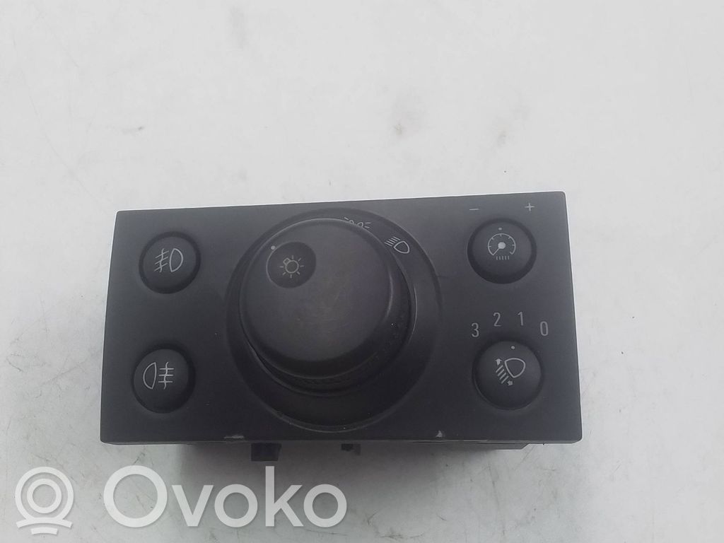 Opel Vectra C Light switch 
