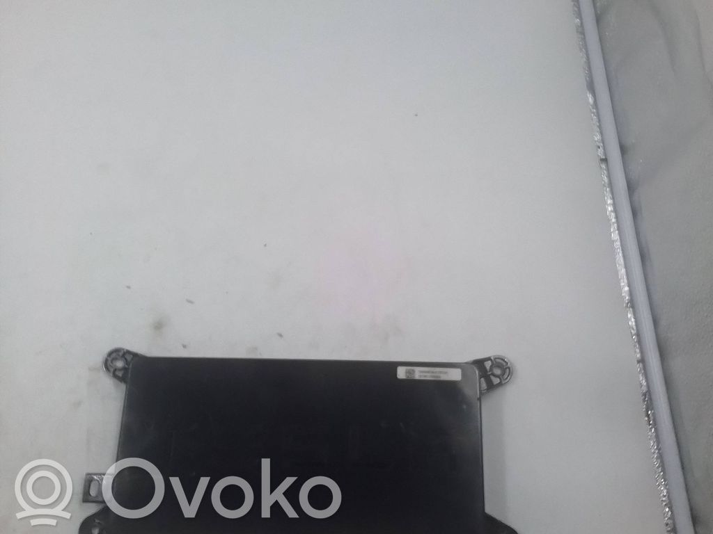 Tesla Model X Comfort/convenience module 