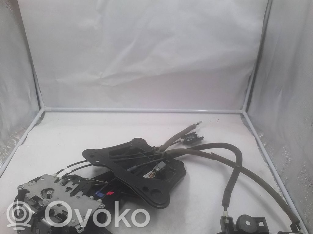 Sliding door lock   687AA,5RU79PD2AD