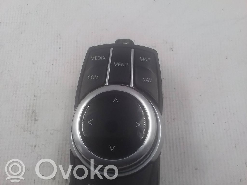 BMW 5 F10 F11 Panel radia 