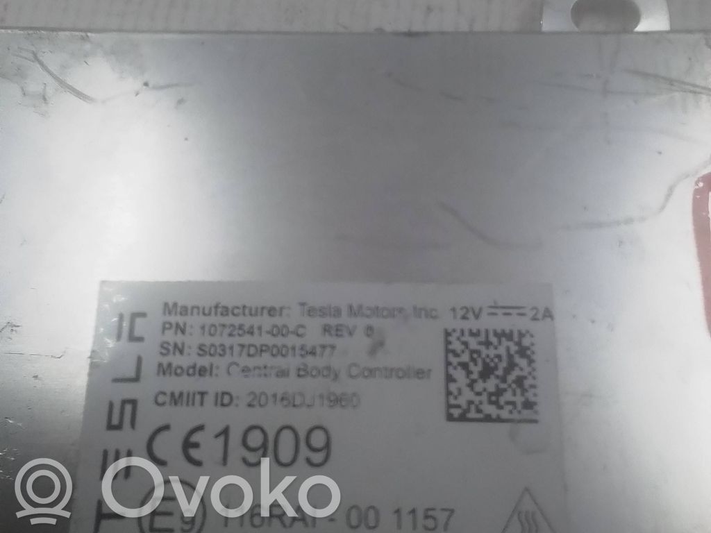 Tesla Model X Komforto modulis 