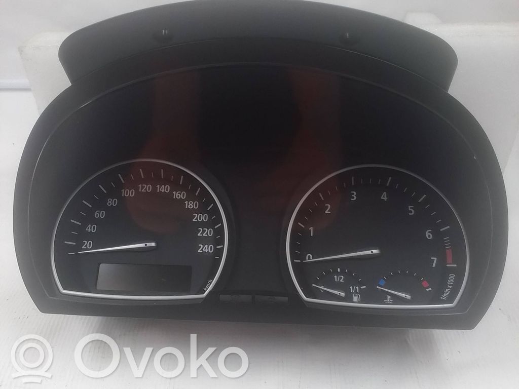 BMW X3 E83 Nopeusmittari (mittaristo) 