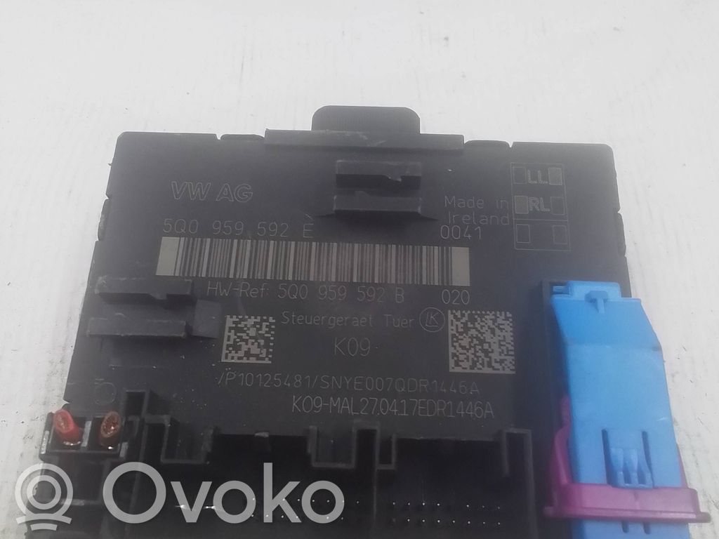 Volkswagen Golf VII Door control unit/module 