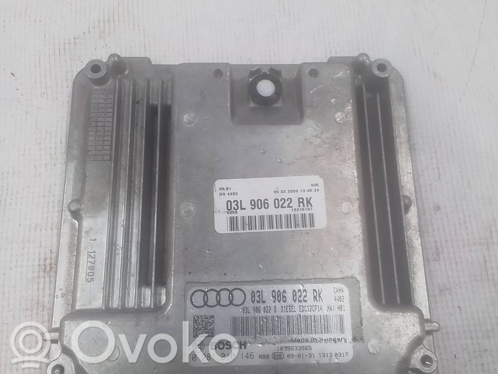 Audi A4 S4 B8 8K Engine control unit/module 