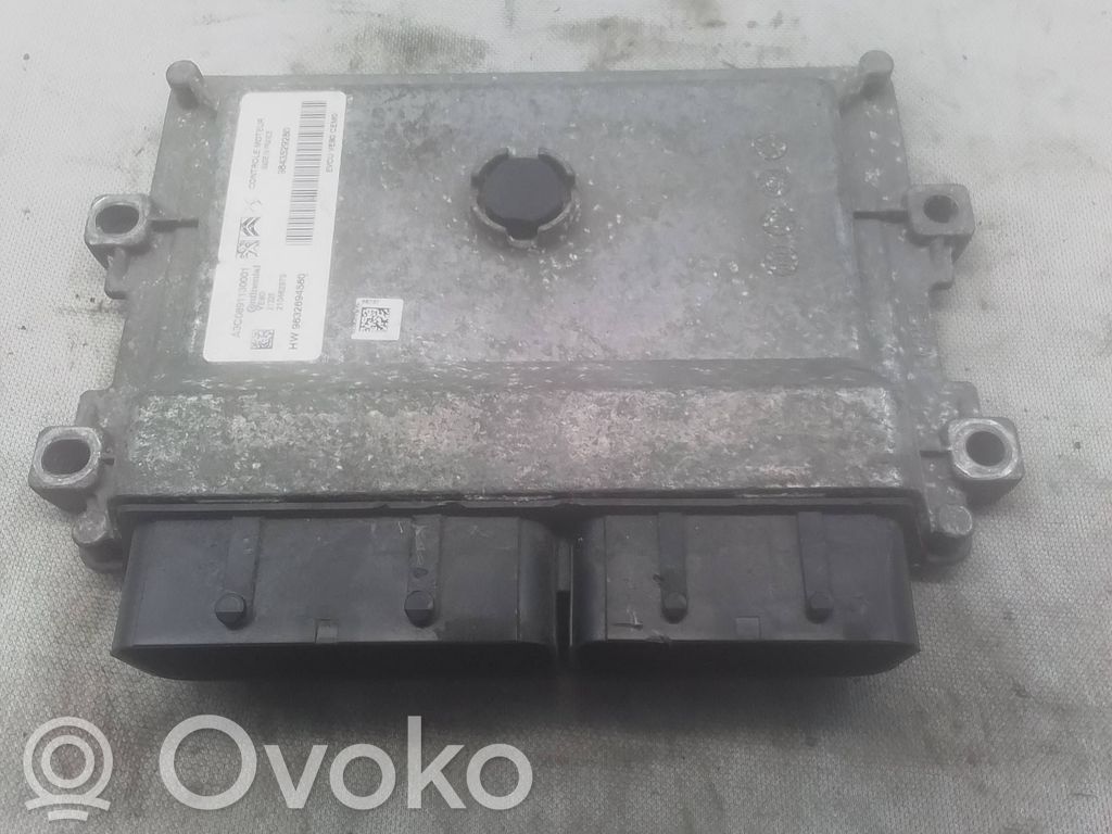 Peugeot 2008 II Engine control unit/module 