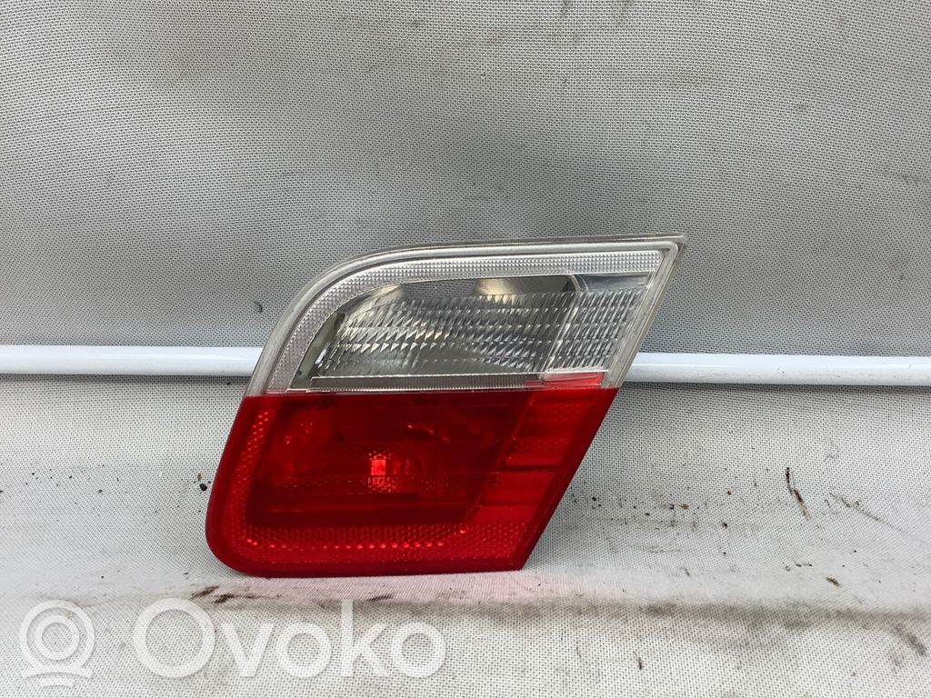 BMW 3 E46 Tailgate rear/tail lights 