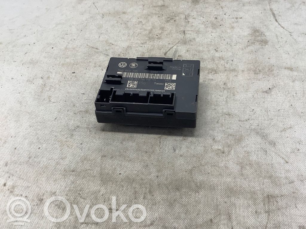 Skoda Superb B6 (3T) Unité de commande module de porte 