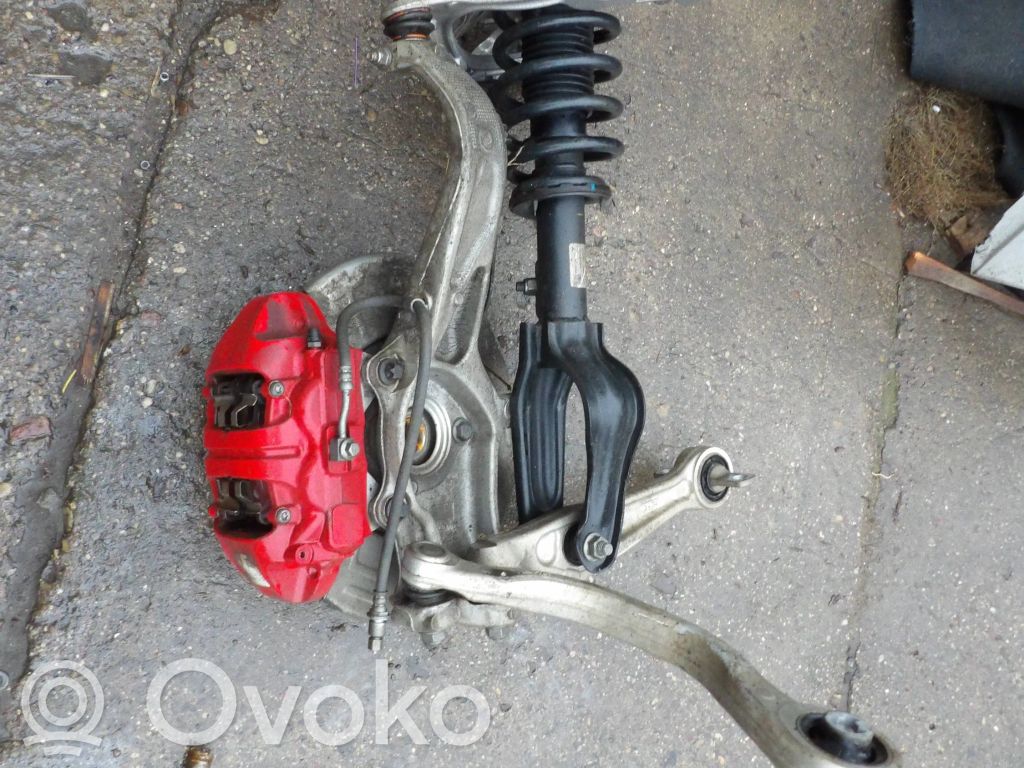 Front wheel hub spindle knuckle