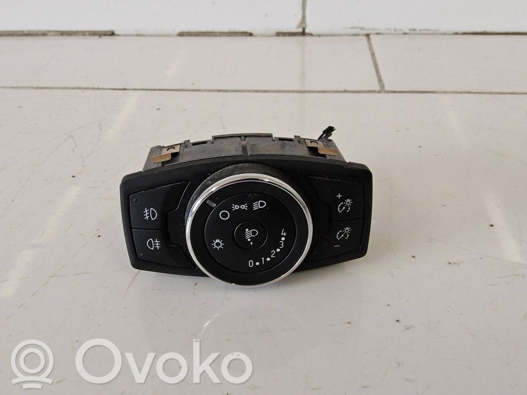 Light switch   10107096,BM5T13A024AE,SW04HW08