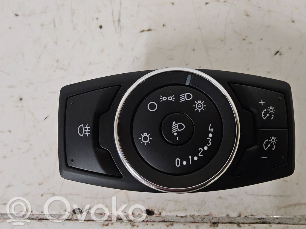 Ford Focus Light switch 