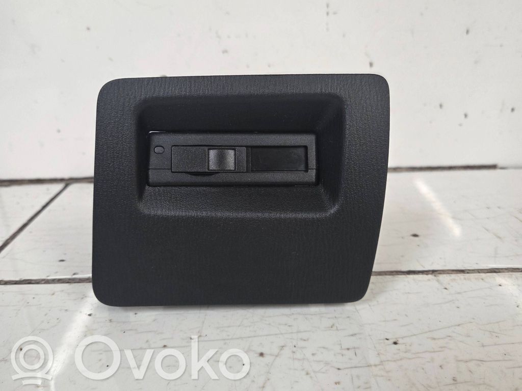 Mazda CX-5 Ignition key card reader 
