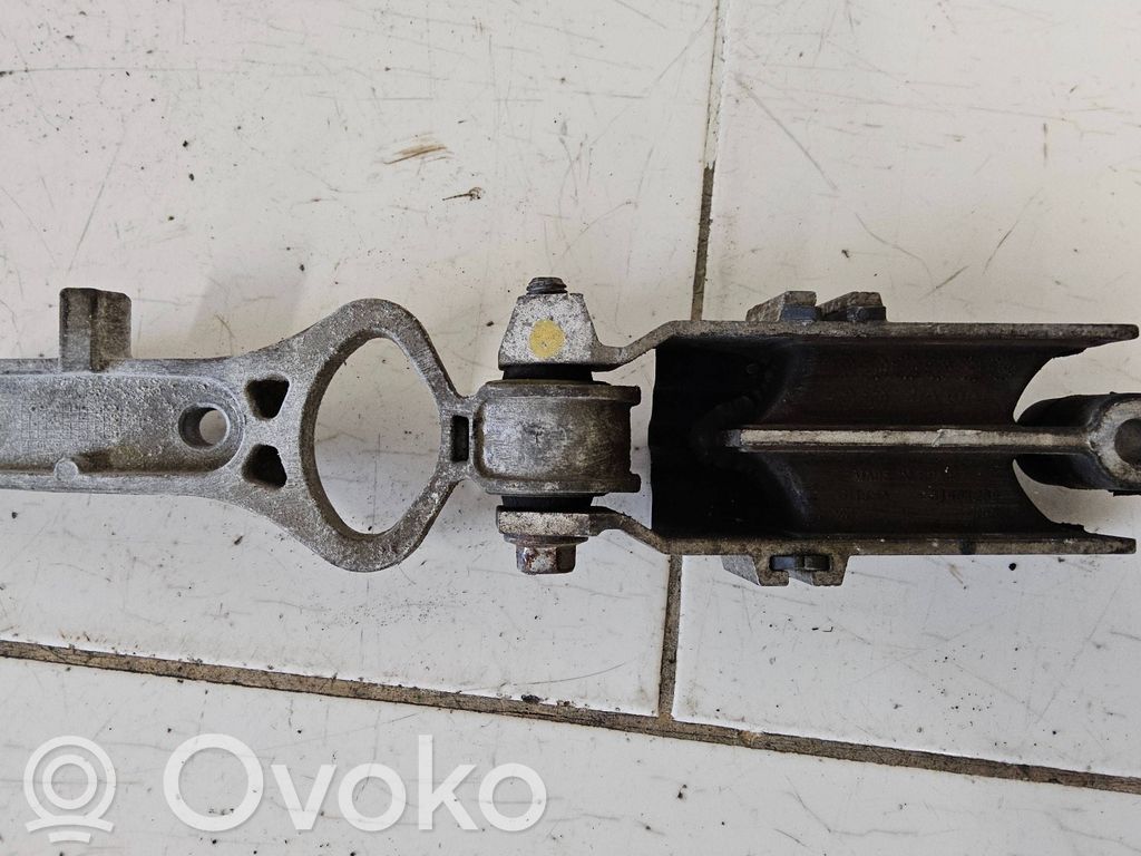 Engine mount bracket   31401239