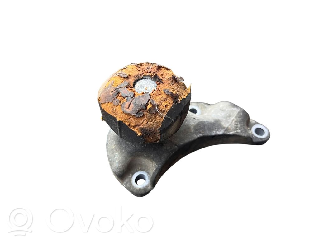 Audi A6 S6 C6 4F Engine mounting bracket 