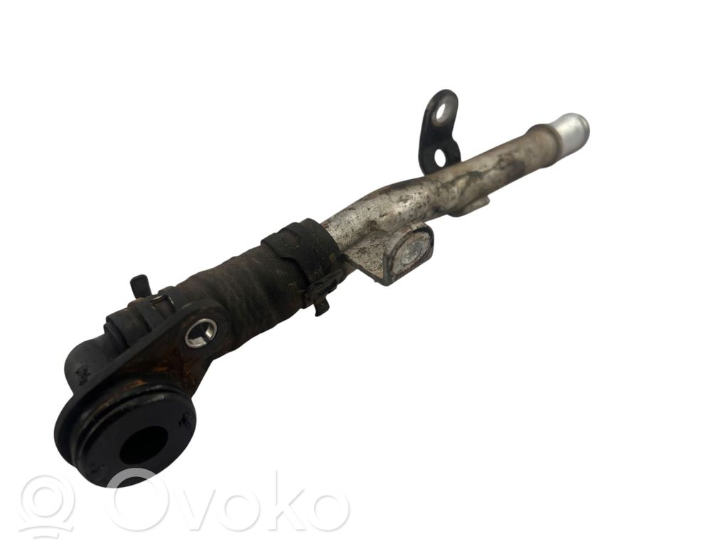 Audi A8 S8 D4 4H Engine coolant pipe/hose 