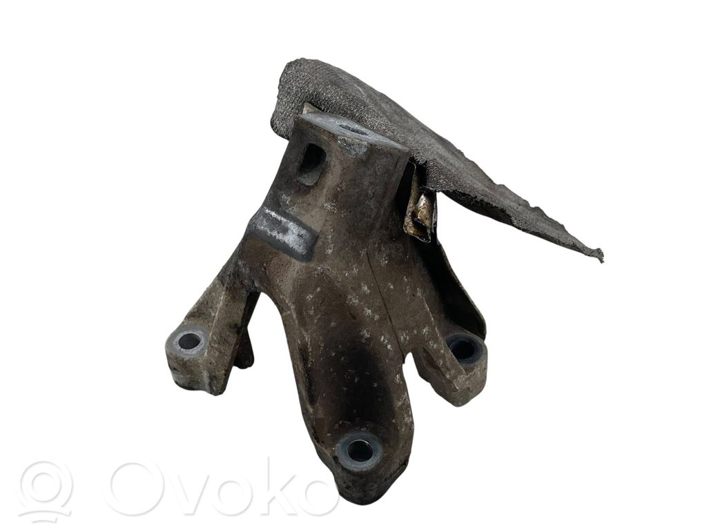 Engine mounting bracket   8K0199387S