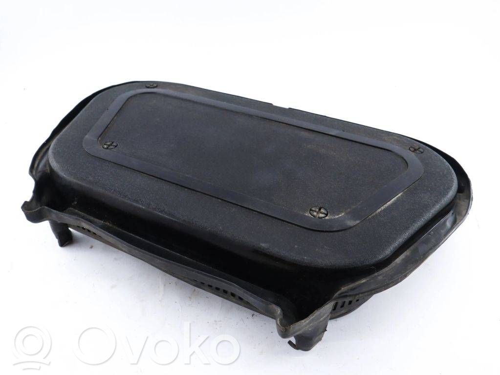 Audi A8 S8 D3 4E Oro mikrofiltro dangtelis 