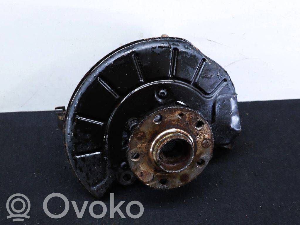Volkswagen Touran I Priekšējā riteņa rumbas vārpstas šarnīrs (stupica, capfa) 
