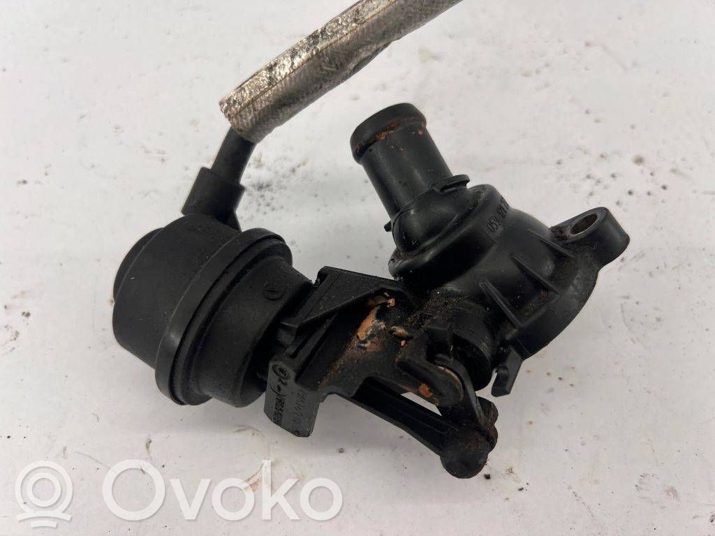 Audi A7 S7 4G Engine coolant pipe/hose 