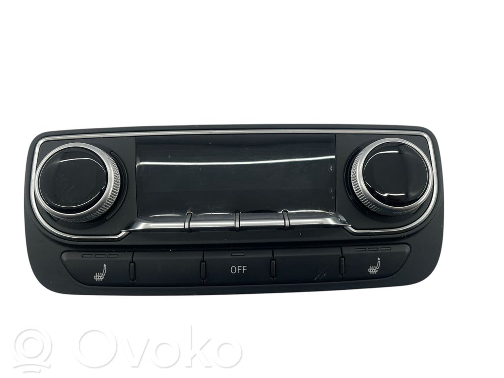 Audi Q7 4M Climate control unit 