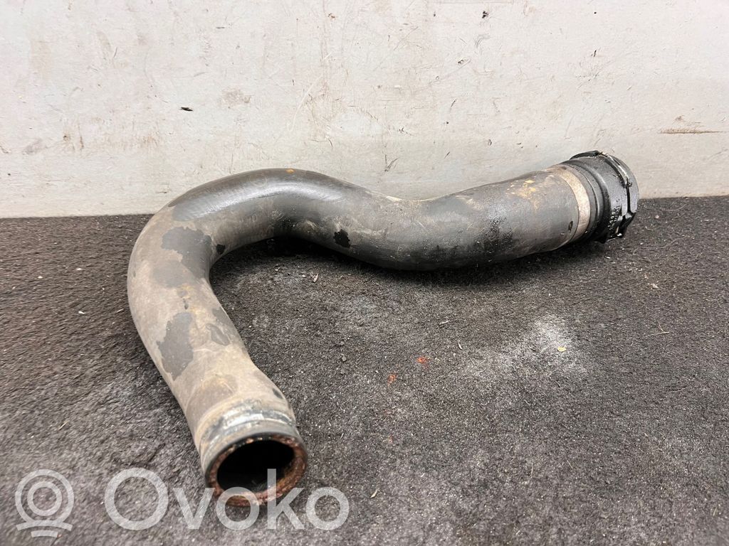 Audi A6 S6 C6 4F Engine coolant pipe/hose 