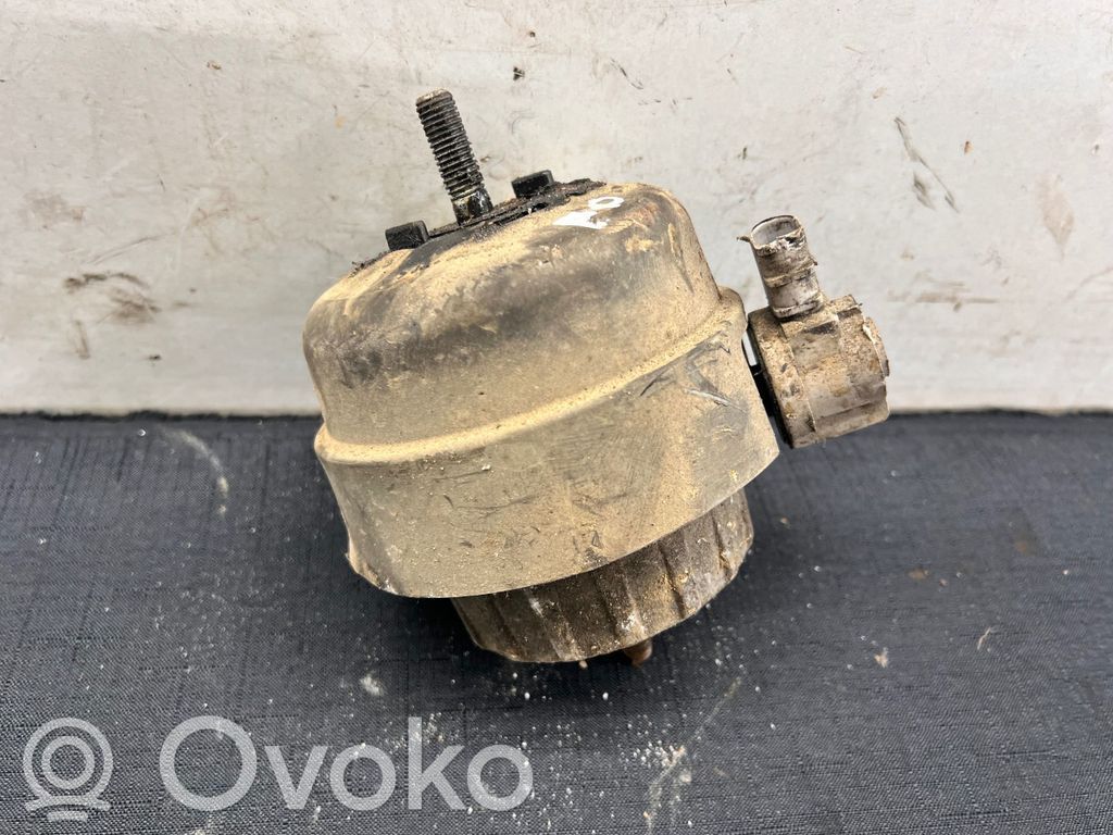 Engine mount bracket   4F0199382D,060918080,4F0199382BL