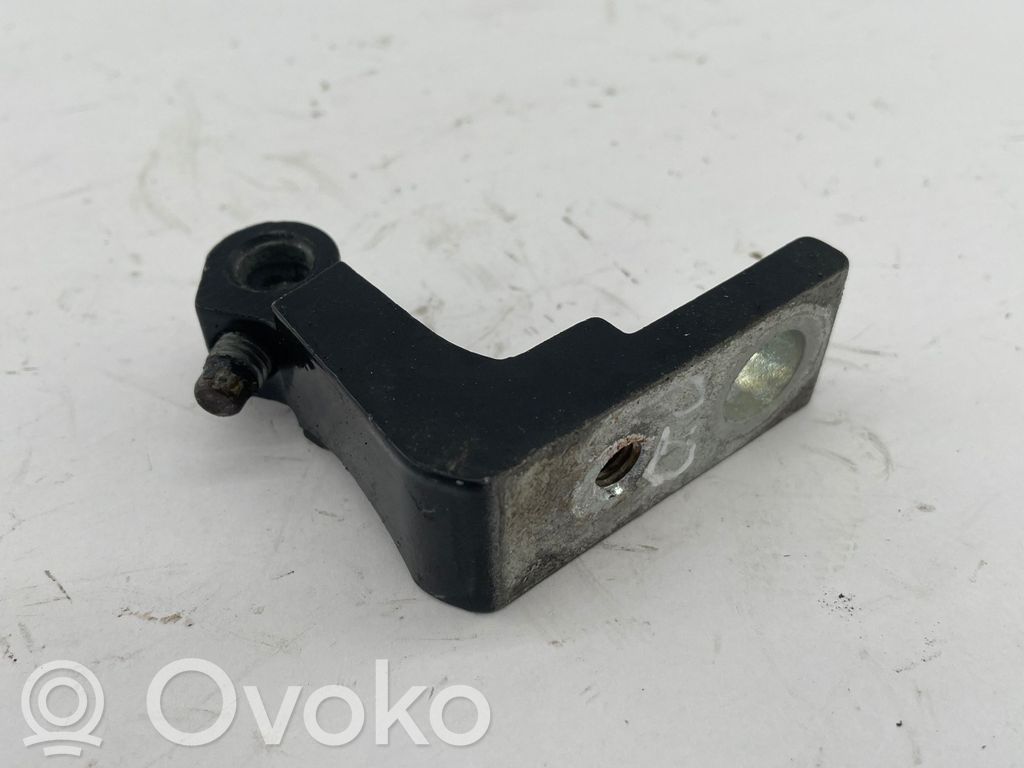 Audi A6 S6 C6 4F Front door upper hinge 