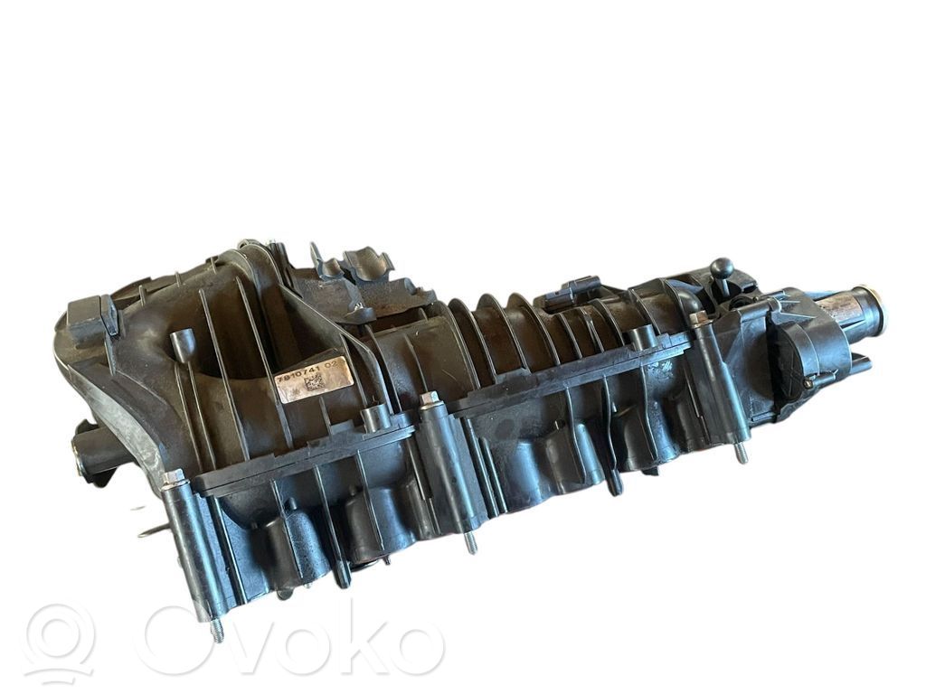 BMW 5 F10 F11 Kolektorius įsiurbimo 